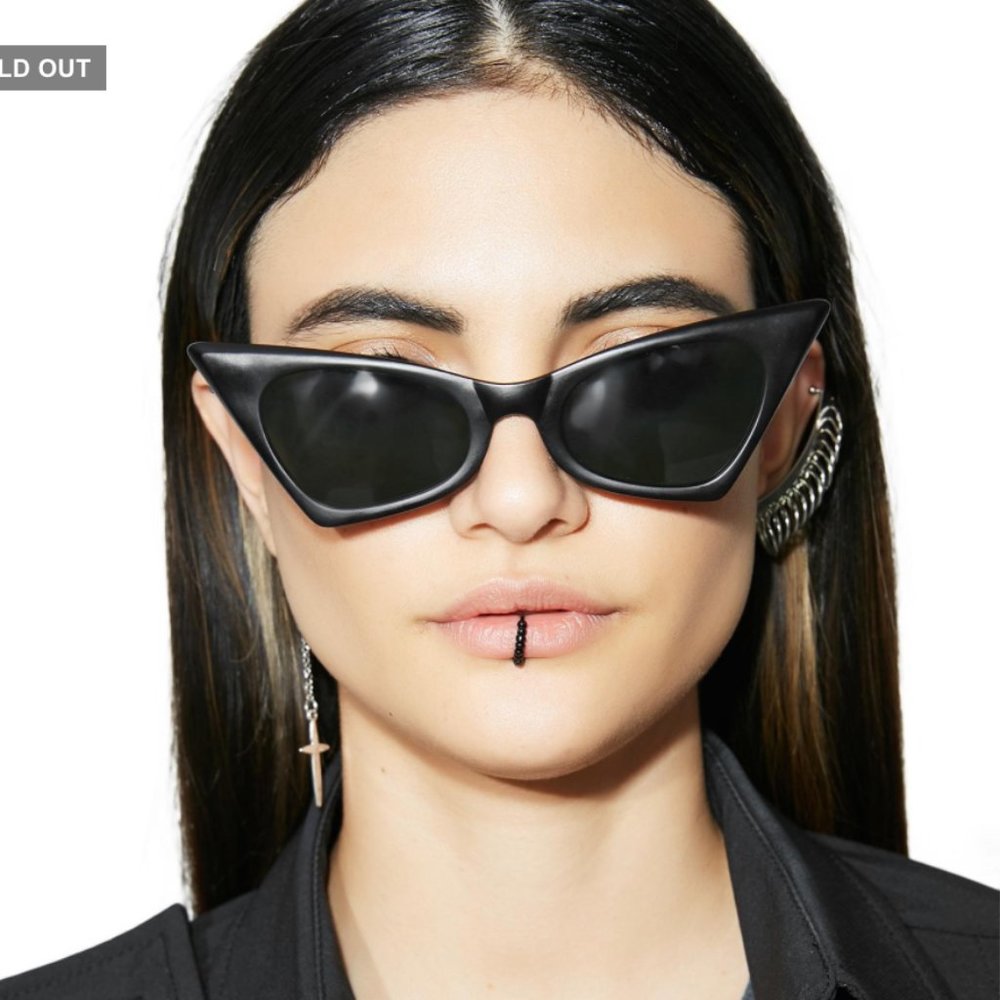 The Cobra Snake Matte Foxy Sunglasses (Black)